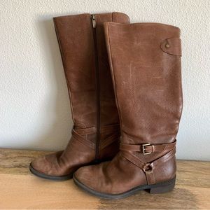 ENZO ANGIOLINI Saevon Tall Tan Brown Leather Riding Boot w/ straps & hardware